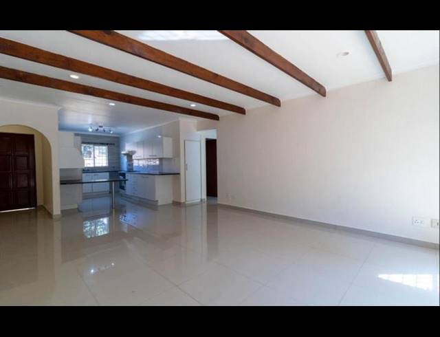 2 BEDROOM TOWNHOUSE FOR SALE IN GLENVISTA